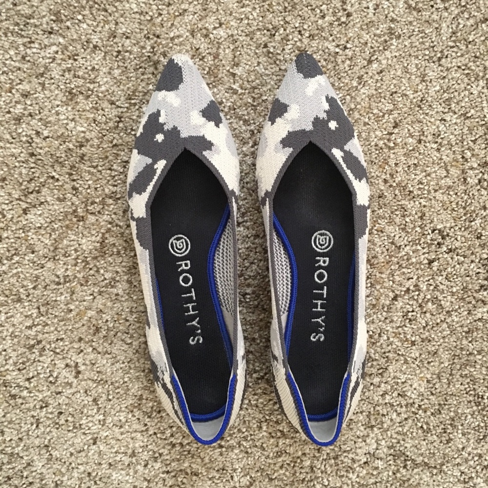 Rothys ash gray camo points size 7 (retired) EUC